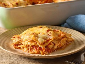 Creamy Chicken Lasagna: A Weeknight Dinner That Impresses