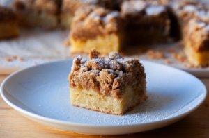 A New York Crumb Cake Recipe Refined Through Years of Testing